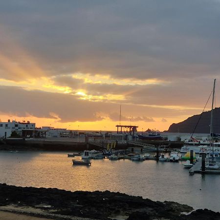 La Graciosa Camelia Beach Vistas Mar Caleta de Sebo Exteriör bild